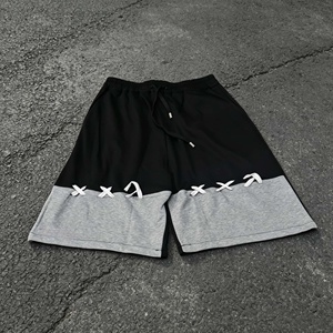 Shorts Bermuda pour homme à blocs de couleur avec ourlet à lacets et taille à cordon de serrage, décontractés, en molleton - Product Image 5