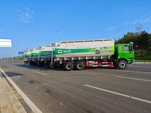 Camión de Alimentación para Aves de Corral Dongfeng 4×2, Camión de Transporte de Granos a Granel, Camión de Distribución de Alimentos para Ganado - Product Image 6