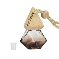 Flacon de parfum suspendu vide de 8 ml, forme unique, en verre coloré, diffuseur de voiture avec bouchon en bois à vis
