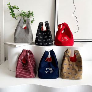 Custom Canvas Tote Bags Wholesale Cotton Shopping Bags Reusable Eco Friendly Promotional Tote Bags - Product Image 3