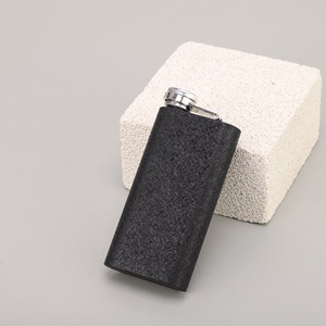 Flacon carré portable de 5 oz en acier inoxydable 304 de qualité alimentaire pour whisky, vodka, vin, sublimation, gourde de hanche noire pour l'extérieur - Product Image 6