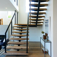 Installation facile Escalier d'intérieur à double escalier en bois antique à pédale en forme de U