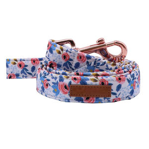 Luxus-Accessoires für Hunde und Katzen, verstellbares Hundehalsband und Leinenset aus Nylon mit Metallschnalle, 2022 individuelles Muster-Bandana, Haustierbedarf - Product Image 4