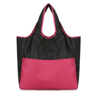 Bolso de mano con logotipo de diseño de moda personalizado para viajes al aire libre, bolso de mano plegable para mujer, bolso de compras deportivo reutilizable reciclado - Product Image 3
