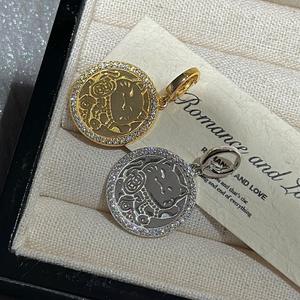 Pendentif Chat Porte-Bonheur en Argent Pur S925 avec Design Original, Style Vintage Simple et Tendance, Breloque Rond à Suspendre - Product Image 1