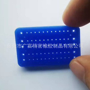 Sellos de silicona autolubricantes impermeables personalizados para arneses de cableado de nueva energía, impregnados con aceite de alta resistencia - Product Image 1