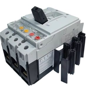 Disjoncteur à boîtier plastique <span class=keywords><strong>NZMN2</strong></span>-VE160-NA Interrupteur aérien <span class=keywords><strong>NZMN2</strong></span> NZMS2 NZMH2-VE160-NA VE100 VE250 - Product Image 1