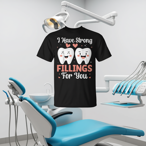 T-shirt promotionnel pour assistant dentaire avec des empiècements robustes pour les professionnels dentaires - Product Image 3