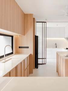 Mueble de Cocina con Fregadero y Herrajes, Diseño de Acero Inoxidable, Isla Blanca, Taburetes, Laca de Alto Brillo, Muebles Modernos de Pared - Product Image 3