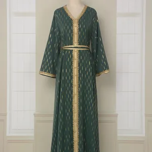 मुस्लिम गर्म सोने गाउन के साथ गोल्ड मनके ट्यूब फीता स्लिमिंग स्वभाव मॉडल के कपड़े भीतरी पर्ची पोशाक Abaya