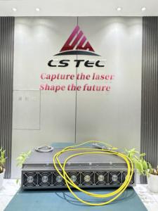 <span class=keywords><strong>Source</strong></span> laser à fibre de petite taille, qualité de faisceau parfaite, refroidissement par air CW monomode CS 3000W 5000W pour l'élimination des obstacles, travaux en extérieur - Product Image 3