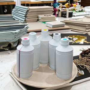 アメリカ倉庫Dtf Ink Plus Cmyk + w Epsプリントヘッド対応ハイカラーホワイトインクプリントTシャツ生地用ペットフィルム - Product Image 1