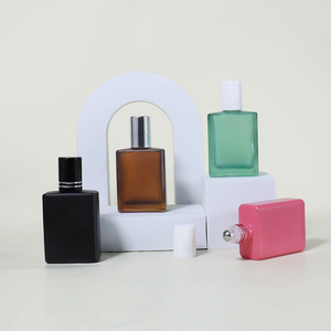 Tùy Chỉnh Sang Trọng Đầy Màu Sắc Vuông Rỗng Con Lăn Chai 15Ml 30Ml 50Ml 100Ml Frosted Tinh Dầu Thủy Tinh Cuộn Trên Chai - Product Image 1