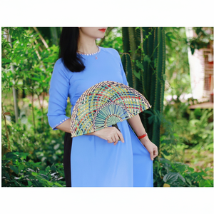 พัดมือจากหญ้าทะเลแบบพกพาทอ | พัดลมใบปาล์มตกแต่งสำหรับงานปาร์ตี้เขตร้อนหรือใช้ในชีวิตประจำวัน - Product Image 1