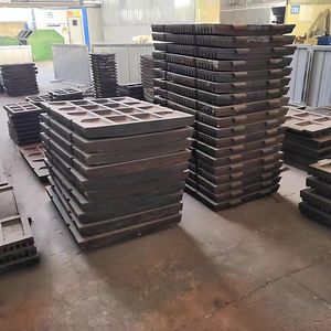 Plaques de <span class=keywords><strong>concasseur</strong></span> à mâchoires en acier à haute teneur en manganèse pour l'exploitation minière, modèles mobiles et fixes (C130/C96/Extec C12), pièces d'usure pour calcaire - Product Image 6