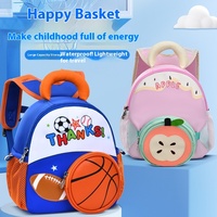 Neuer modischer ultraleichter wasserdichter Kinder fußball rucksack Kindergarten Kleiner Rucksack Wirbelsäulen schutz Anti-Lost