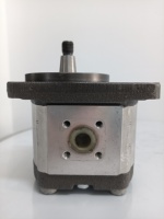 Grosir Pompa Hidrolik Gear Besi Cor Seri Rexroth AZPM Mesin Roll Forming Tekanan Tinggi OEM ODM