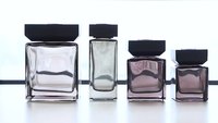 Bouteille en verre pour parfum d'aromathérapie 100 ml carrée transparente couleur personnalisée balançoire en rotin avec logo personnalisé