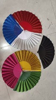 Vente en gros 23cm Classic Glitter Ventilateur à main en plastique avec glands pour la danse décorative