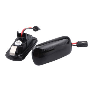 Clignotant de garde-boue avant gauche pour Audi - Product Image 1