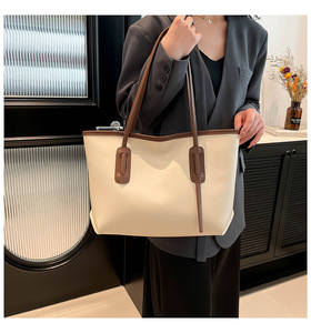 Vente à chaud THK sacs à main pour femmes sacs fourre-tout en cuir PU pour femmes sacs simples et élégants pour les trajets quotidiens - Product Image 4