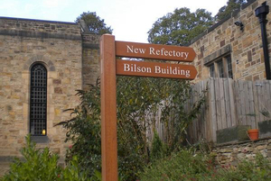 Giá Tốt Gỗ Nhựa Composite-Hạt Gỗ 4X4 Gỗ Nhựa Màu Đen Nâu Cho Hàng Rào - Product Image 6