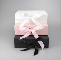 Emballage en carton pliable personnalisé rose de luxe ruban sérigraphie papier durable expédition magnétique boîte-cadeau pliante