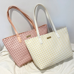 <span class=keywords><strong>Sac</strong></span> <span class=keywords><strong>à</strong></span> bandoulière rétro simple et tendance avec imprimé lettres pour <span class=keywords><strong>femme</strong></span>, <span class=keywords><strong>sac</strong></span> <span class=keywords><strong>à</strong></span> <span class=keywords><strong>main</strong></span> de <span class=keywords><strong>voyage</strong></span> d'affaires grande capacité pour <span class=keywords><strong>femme</strong></span> - Product Image 3