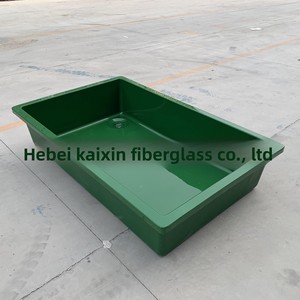 Bassin d'élevage temporaire en fibre de verre intégré et personnalisable pour l'aquaculture, idéal pour l'élevage de <span class=keywords><strong>Ranchu</strong></span>, de poissons et d'animaux aquatiques, de forme rectangulaire longue, utilisable comme aquarium. - Product Image 4