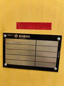 BW131ทิ้งระเบิดใช้แล้ว BW131ACW ลูกกลิ้งยางหน้าเหล็กหลังขนาดเล็ก5ตัน - Product Image 6