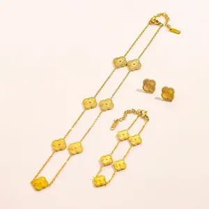 Altın kaplama kolye zinciri lüks tasarımcı katalog güzel takı paslanmaz çelik dört yapraklı yonca bilezik küpe kolye seti