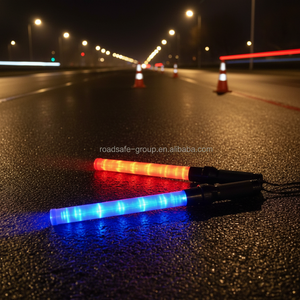 Ricaricabile da 54cm USB con fischietto e <span class=keywords><strong>manganello</strong></span> di luce superiore 2 pezzi batteria ad alta capacità a Led per il traffico a bacchetta Flash - Product Image 2