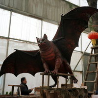 Vente Flash : Statue de chauve-souris animatronique réaliste pour décorations d'Halloween, maisons hantées, parcs d'aventure, maisons de jeux et parcs à thème intérieurs publics