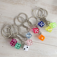 Porte-clés personnalisé en résine, mini pendentif 3D coloré, accessoires de mode pour sacs et clés de voiture