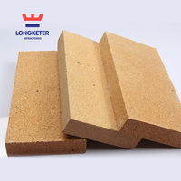 Briques réfractaires en argile frittée de taille standard SK-34, briques réfractaires à faible conductivité thermique pour fours de cuisson
