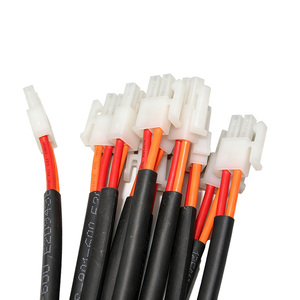 Câble d'alimentation CC personnalisé à 2 broches, assemblage 105 ° Faisceau de câbles haute température C 300V avec fils rouges/noirs et connecteurs blancs pour batteries - Product Image 4