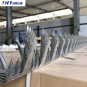 2025 Nhà Máy Bán Hàng Chất Lượng Cao Chống Leo Lên Tường Gai Mạ Kẽm Tường Gai Kim Loại Hàng Rào Đen Tường Gai - Product Image 5
