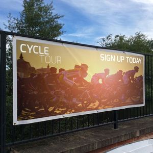 ป้ายโฆษณากลางแจ้งแบบขายส่ง วัสดุพีวีซีแบบยืดหยุ่น ป้ายไวนิลตาข่ายแบบกำหนดเอง วัสดุโฆษณา ป้ายพิมพ์ - Product Image 4