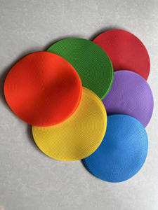 Marcadores de puntos Marcadores de agilidad de goma antideslizantes Conos de campo plano Puntos de piso para fútbol Baloncesto Deportes Entrenamiento de agilidad de velocidad - Product Image 3