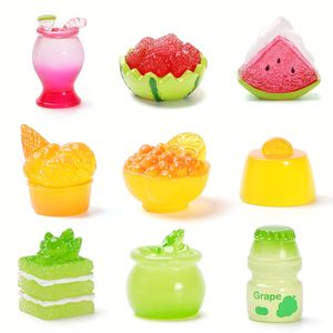 Miniature di Cibo in Resina Traslucida Assortite all'Ingrosso: Anguria, <span class=keywords><strong>Limone</strong></span>, Uva, Frutta e Dessert per Decorazioni Casa delle Bambole e Fai da Te - Product Image 1