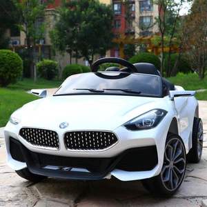 Voiture électrique pour enfant Bm Car, 4 roues, rechargeable, pour les enfants de 2 à 6 ans, avec lumières LED et volant. - Product Image 4