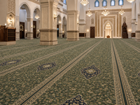Tapis de prière musulman islamique de luxe, artistique et spirituel, en polyester, personnalisé, pour mosquée, usage commercial intérieur, Ramadan, vente en gros B2B