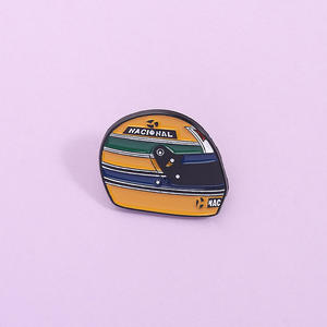 En gros, Pin's en émail et badge métallique en forme de casque de pilote de course Nacional, thème Motorsport, pour les fans de voitures, souvenir d'événement automobile, cadeau - Product Image 1