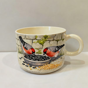 Mug à café en céramique personnalisé peint à la main avec un pinson - Cadeau de vacances personnalisé - Product Image 2