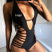 2026 Nieuwe Aanwinst Zwarte Bandjes Holle One Piece Set Geribbelde Sexy Volwassen Bikini Gedurfd Badpak voor Vrouwen Open Design Strandkleding