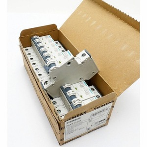 Interruptor <span class=keywords><strong>de</strong></span> Circuito en Miniatura 5SY6110-6 B10 para Protección <span class=keywords><strong>de</strong></span> Circuitos <span class=keywords><strong>de</strong></span> Bajo Voltaje - Product Image 3