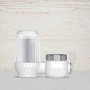 Filtre à charbon actif manuel <span class=keywords><strong>Robinet</strong></span> de cuisine Purification domestique de l'<span class=keywords><strong>eau</strong></span> <span class=keywords><strong>du</strong></span> <span class=keywords><strong>robinet</strong></span> et de l'<span class=keywords><strong>eau</strong></span> pure Machine à <span class=keywords><strong>eau</strong></span> <span class=keywords><strong>du</strong></span> <span class=keywords><strong>robinet</strong></span> - Product Image 1
