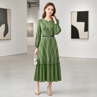 Robe longue plissée Miyake élégante à carreaux pour femme, avec ourlet à volants, collection automne, directement de l'usine, mode rapide