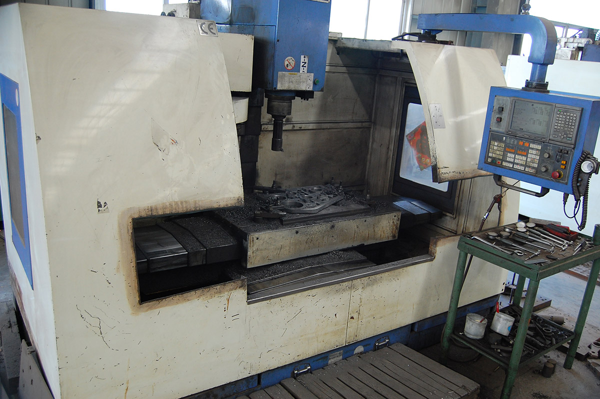 2 or 4 Color High Speed Weaving Machine Air Jet Power Loom with Staubli Cam or Dobby Shedding