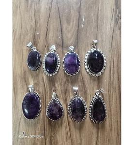 เครื่องประดับพลอยอเมทิสต์ธรรมชาติสีเงินหรูหราสำหรับผู้หญิงที่มีหินคริสตัลขัดเงาในงานแต่งงานดีไซน์ที่ละเอียดอ่อน - Product Image 1